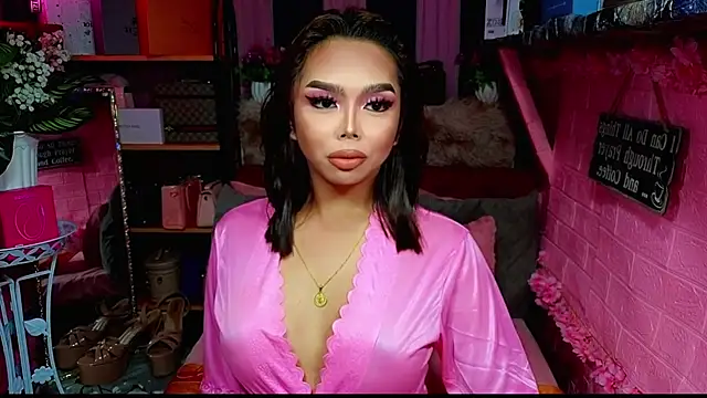 MoniqueCeleste online show from 11-22-25, 04:28