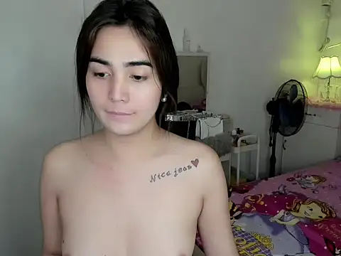 Snapshot of Alovelydoll_nica chatting on 04-20-26, 01:25 Alovelydoll nica online show from 04-20-26, 01:25