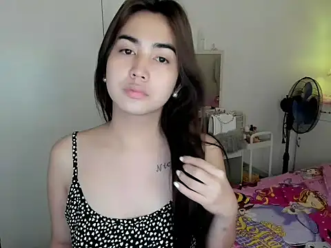 Snapshot of Alovelydoll_nica chatting on 04-21-26, 01:42 Alovelydoll nica online show from 04-21-26, 01:42
