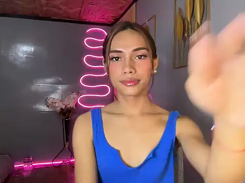 Lovelynikki03 online show from 05-10-26, 07:13