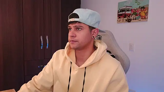 domsantiago  online show from 09-16-25, 03:18