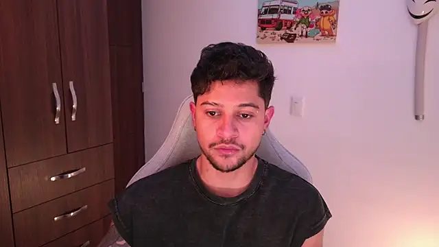 domsantiago  online show from 12-22-25, 02:41