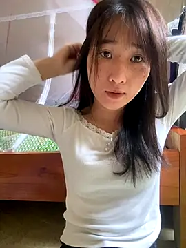 Snapshot of oneyou_400 chatting on 10-29-25, 04:04 oneyou 400 online show from 10-29-25, 04:04