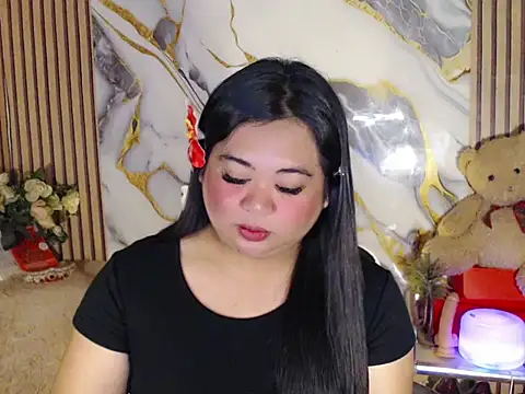 Snapshot of Im_ur_mother chatting on 06-03-26, 02:33 Im ur mother online show from 06-03-26, 02:33