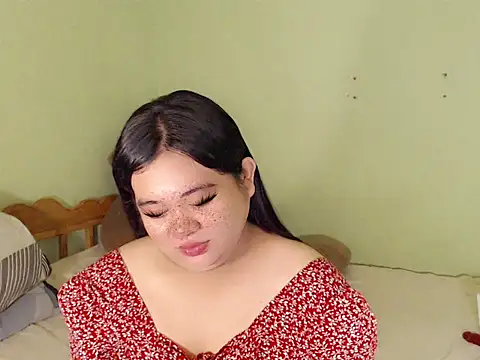 Snapshot of Im_ur_mother chatting on 06-28-26, 07:25 Im ur mother online show from 06-28-26, 07:25