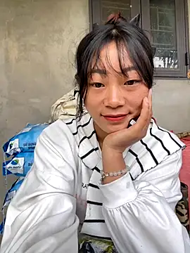 Snapshot of isaaa5 chatting on 10-12-25, 04:33 isaaa5 online show from 10-12-25, 04:33