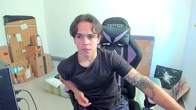 Maximiliano scoott   online show from 10-28-25, 06:21