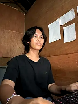 Snapshot of My_sweet_ladyboy chatting on 10-02-25, 07:10 My sweet ladyboy online show from 10-02-25, 07:10