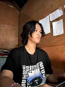 Snapshot of My_sweet_ladyboy chatting on 10-27-25, 04:44 My sweet ladyboy online show from 10-27-25, 04:44