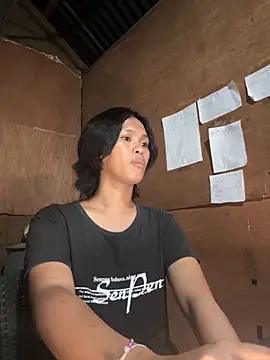 Snapshot of My_sweet_ladyboy chatting on 11-06-25, 05:03 My sweet ladyboy online show from 11-06-25, 05:03