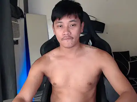 Snapshot of alexsuckable01 chatting on 10-14-25, 06:03 alexsuckable01 online show from 10-14-25, 06:03