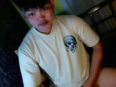 Reynelcock online show from 11-28-25, 07:00