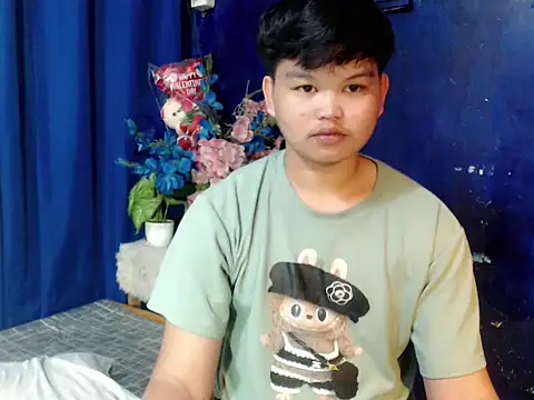 Reynelcock online show from 02-28-26, 04:52