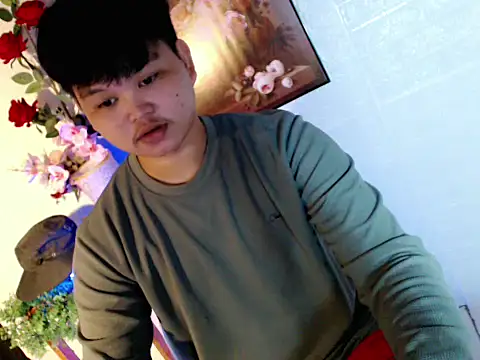 Snapshot of Reynelcock chatting on 06-11-26, 06:44 Reynelcock online show from 06-11-26, 06:44