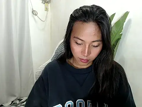 sweetiie caren online show from 05-03-26, 04:51