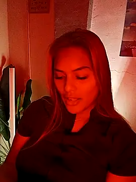 Snapshot of Wena_Larson88 chatting on 09-16-25, 04:52 Wena Larson88 online show from 09-16-25, 04:52