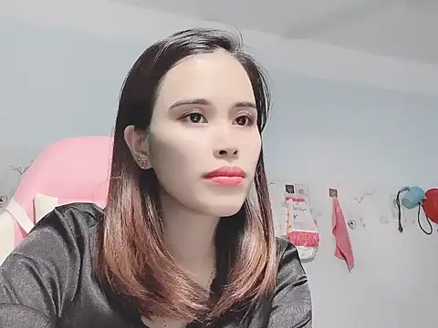 Snapshot of Prudenn_2k chatting on 10-31-25, 07:09 Prudenn 2k online show from 10-31-25, 07:09