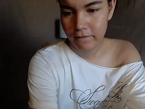 Snapshot of Enchantress_Magdalena chatting on 04-06-26, 06:14 Enchantress Magdalena online show from 04-06-26, 06:14