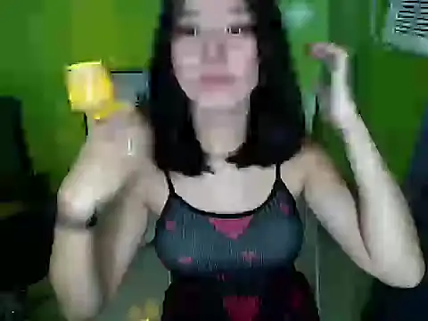 Snapshot of Ricaliciuos chatting on 04-24-26, 09:50 Ricaliciuos online show from 04-24-26, 09:50