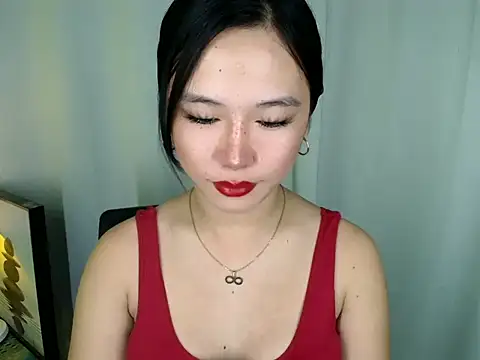 Snapshot of Ricaliciuos chatting on 05-26-26, 11:12 Ricaliciuos online show from 05-26-26, 11:12
