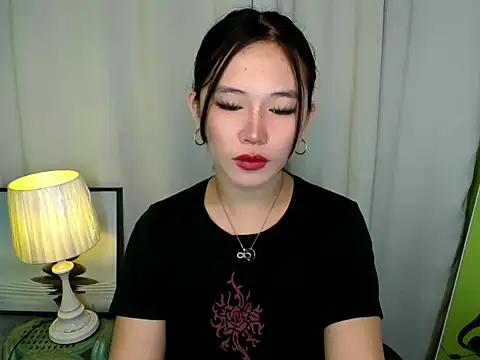 Snapshot of Ricaliciuos chatting on 05-30-26, 10:29 Ricaliciuos online show from 05-30-26, 10:29