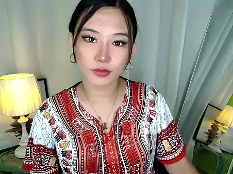 Snapshot of Ricaliciuos chatting on 06-12-26, 10:30 Ricaliciuos online show from 06-12-26, 10:30