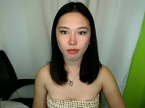 Snapshot of Ricaliciuos chatting on 06-18-26, 11:09 Ricaliciuos online show from 06-18-26, 11:09
