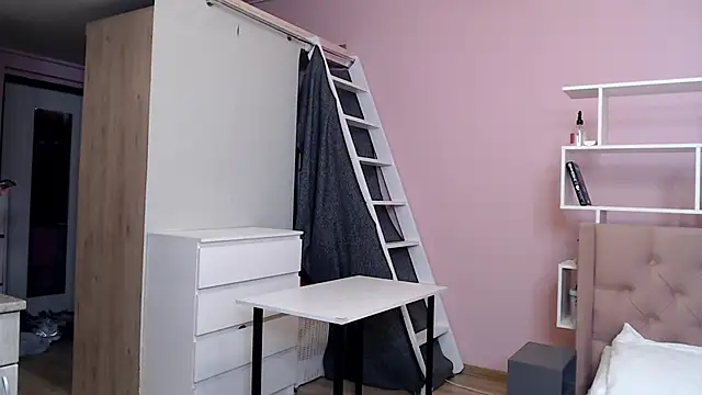 alice and jonathan online show from 03-25-26, 05:35