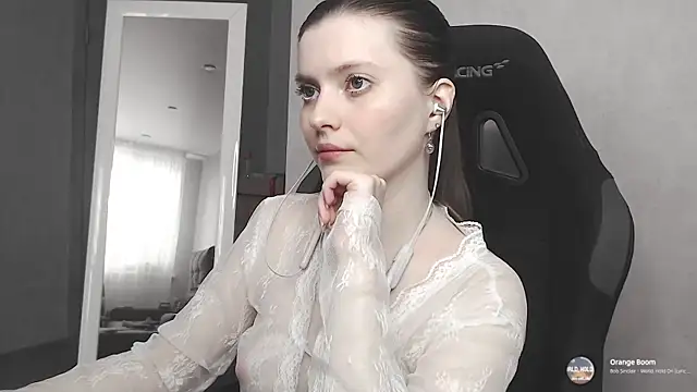 cute elfy  online show from 09-26-25, 02:10