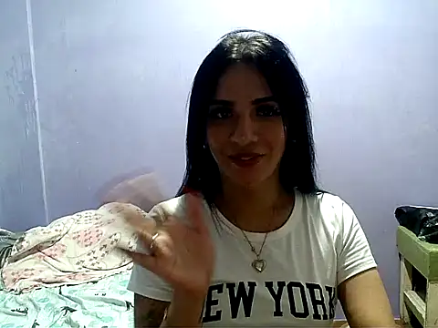 Snapshot of enoria1992 chatting on 06-30-26, 07:04 enoria1992 online show from 06-30-26, 07:04