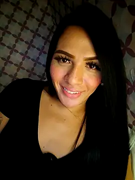 Snapshot of enoria1992 chatting on 07-11-26, 03:48 enoria1992 online show from 07-11-26, 03:48