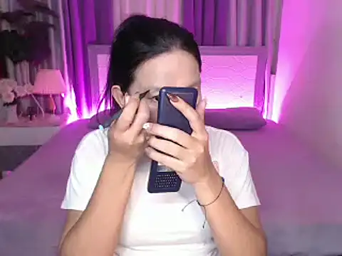 Amanda cummersxxx online show from 04-17-26, 06:33