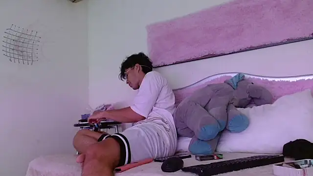 Dylann west online show from 01-15-26, 10:13