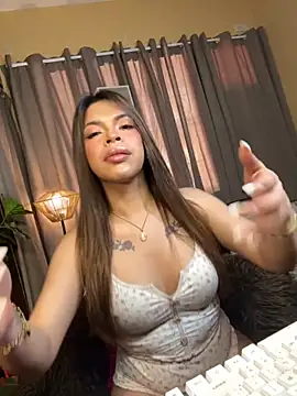 Nyxie luxx online show from 03-22-26, 04:16