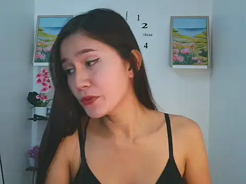 anne smithe online show from 11-06-25, 01:39