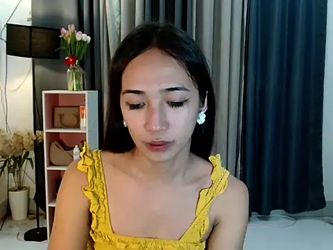 Snapshot of payatitaxxx chatting on 05-28-26, 06:00 payatitaxxx online show from 05-28-26, 06:00