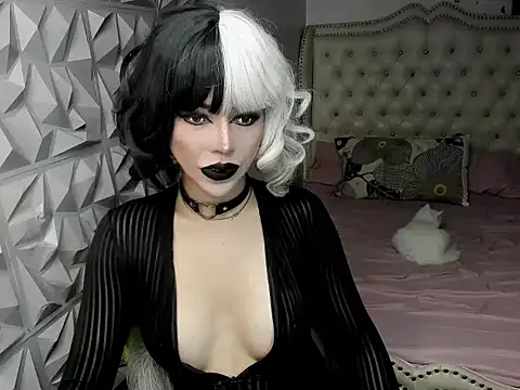 janecomander online show from 05-26-26, 04:19