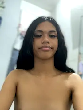 Snapshot of urcurlydiva chatting on 10-01-25, 02:50 urcurlydiva online show from 10-01-25, 02:50