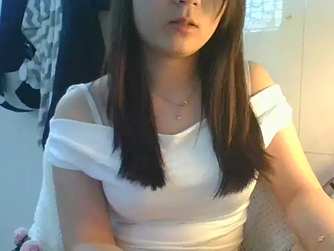 Snapshot of Linzly chatting on 02-26-26, 02:54 Linzly online show from 02-26-26, 02:54