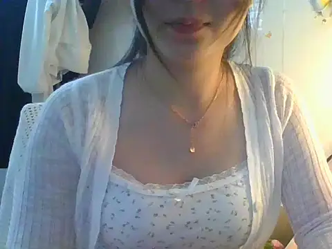 Snapshot of Linzly chatting on 03-01-26, 02:35 Linzly online show from 03-01-26, 02:35