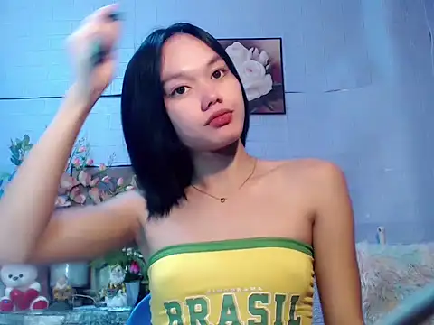 Snapshot of sexybabewarrior chatting on 05-14-26, 06:37 sexybabewarrior online show from 05-14-26, 06:37