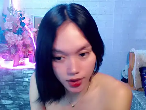 Snapshot of sexybabewarrior chatting on 05-21-26, 05:25 sexybabewarrior online show from 05-21-26, 05:25