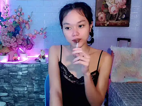 Snapshot of sexybabewarrior chatting on 06-01-26, 08:27 sexybabewarrior online show from 06-01-26, 08:27