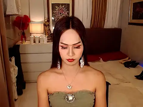 Nathalieheartt online show from 02-03-26, 03:26