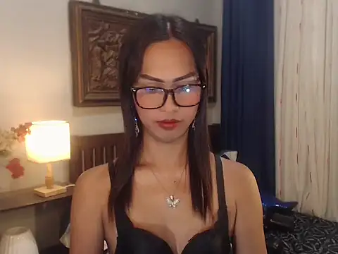 Snapshot of Nathalieheartt chatting on 07-02-26, 02:33 Nathalieheartt online show from 07-02-26, 02:33