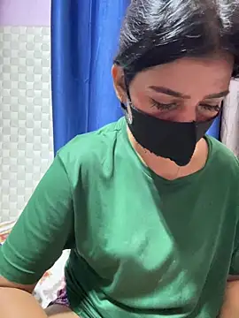 Hot Jaanvi  online show from 05-17-26, 03:37