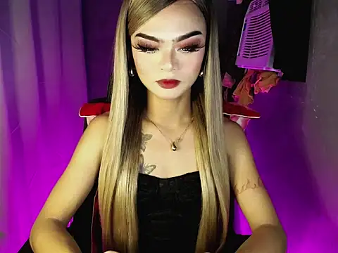 Snapshot of lexie_malingera chatting on 02-23-26, 01:52 lexie malingera online show from 02-23-26, 01:52