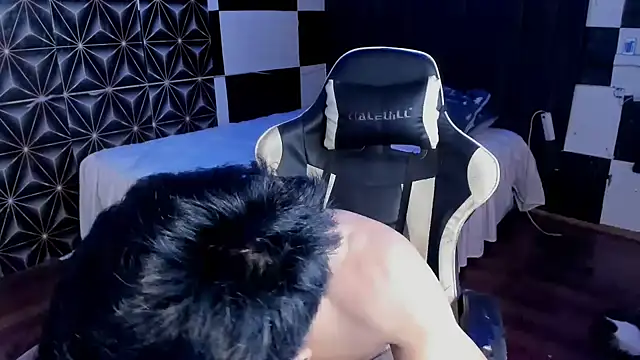 Snapshot of AsianHotBODYY chatting on 10-07-25, 04:20 AsianHotBODYY online show from 10-07-25, 04:20