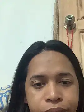 Lorainnelustts online show from 10-27-25, 02:10