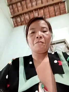 Snapshot of Harmony92 chatting on 10-02-25, 12:23 Harmony92 online show from 10-02-25, 12:23